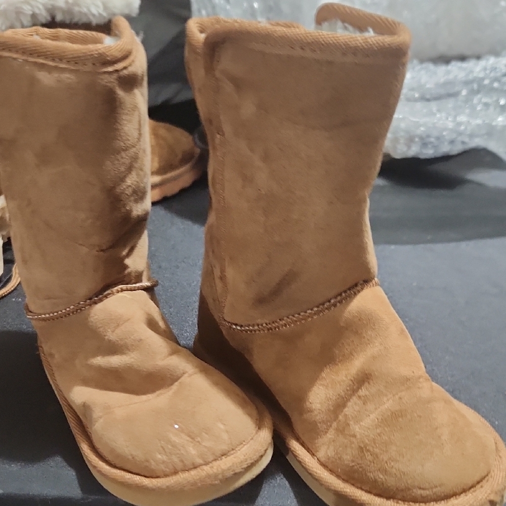 Cozy Brown Kids Boots